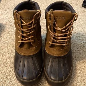 🦆🦆Men’s IZOD duck boots